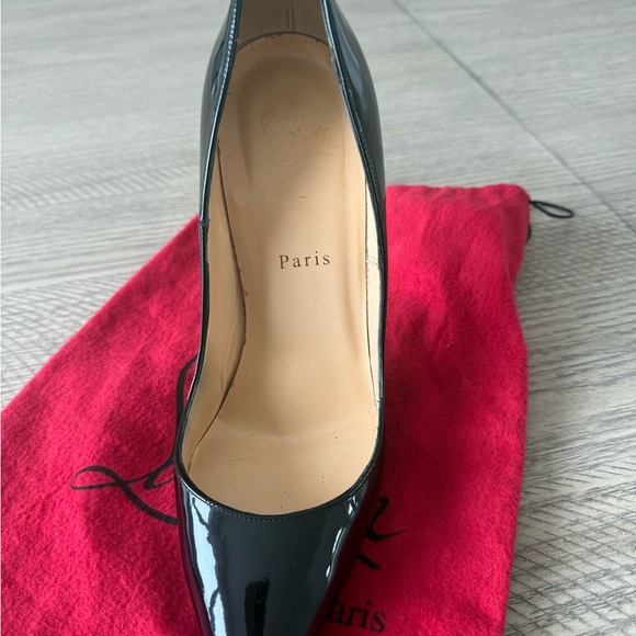 Christian Louboutin Glossy Black Heels with Red Soles - Picture 13 of 15